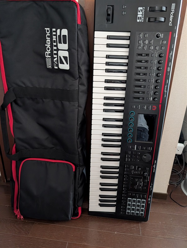 Roland Fantom-06の画像